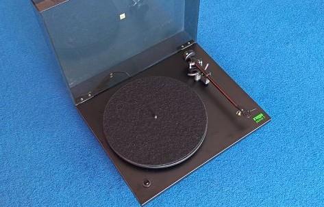 Rega Planar 2 